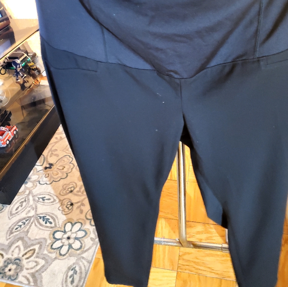 Women's maternity pants  Size 4 to 16 regular length. Crisscross back high waist